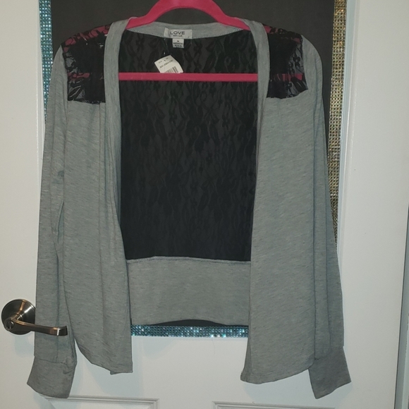 Gray cardigan - Picture 1 of 2